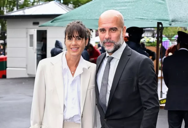 Guardiola y Cristina Serra tienen tres hijos.