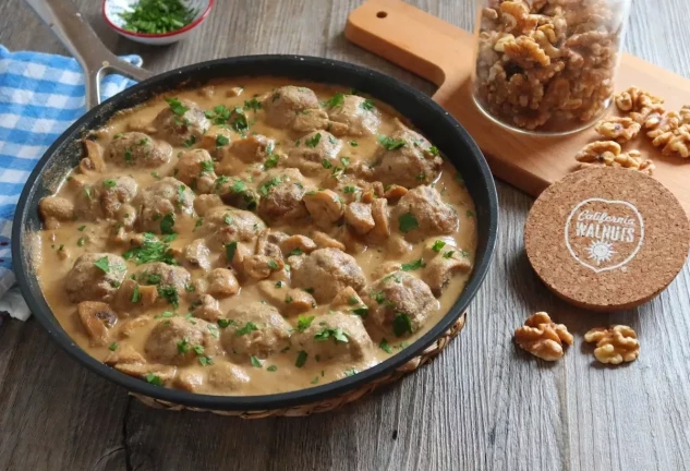 albondigas-salsa-nueces