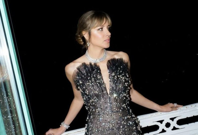 La imagen más familiar de Alejandra Gere: un posado precioso con sus hijos