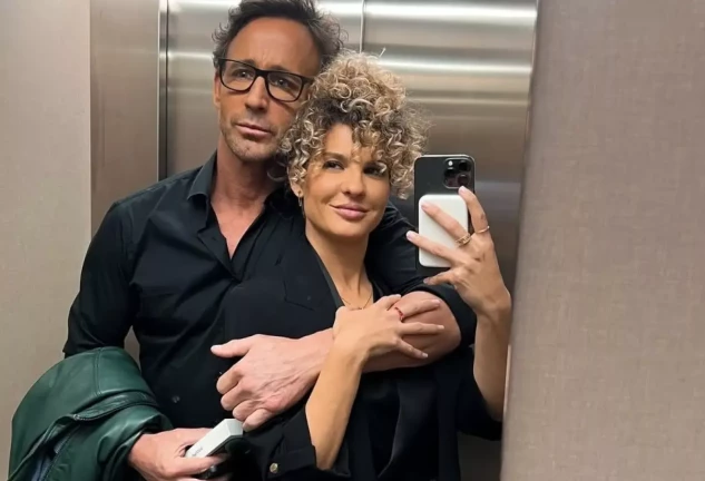 Álvaro Muñoz Escassi y Sheila Casas.