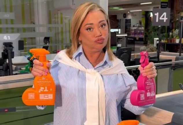 Belén Esteban, divertidísima "trabajando" como cajera de supermercado