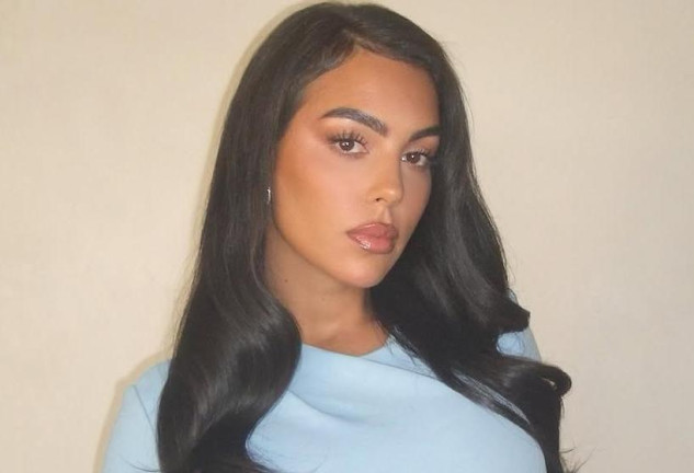 Georgina Rodríguez: así es el lujoso look con el que ha ido a misa