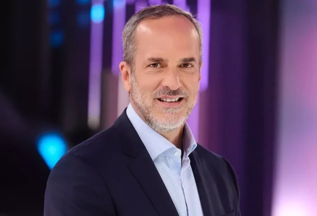santi acosta el precio de programa
