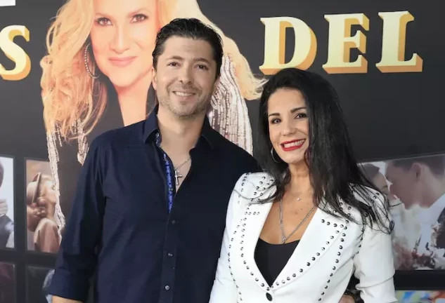 La pareja acaba de cumplir un año de feliz matrimonio