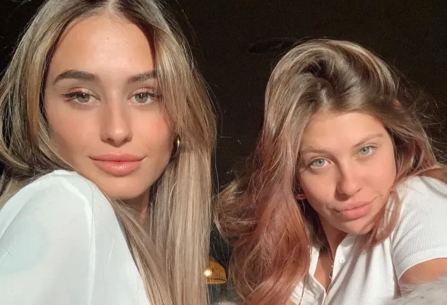 Anita Matamoros y su cuñada, Marina Romero.