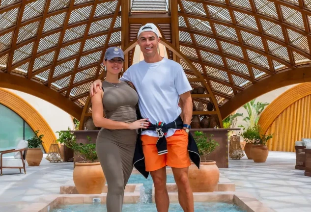 Cristiano Ronaldo Georgina Mansiones Mar Rojo 1