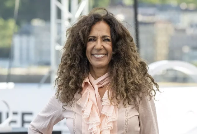 EuropaPress_7208084_cantante_rosario_flores_posa_photocall_previo_rueda_prensa_pelicula_flores