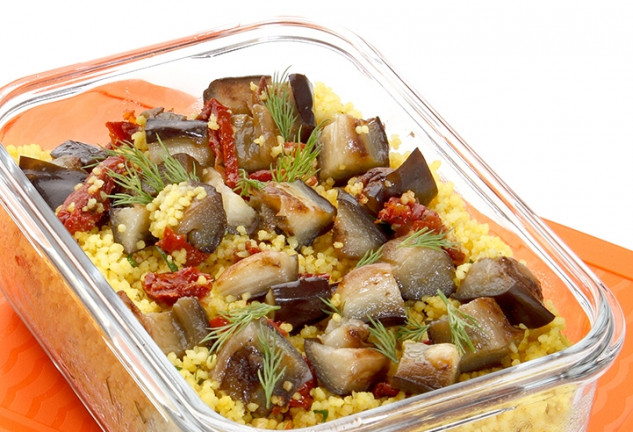 E30_1_Cuscus-con-berenjenas-asadas-y-tomates-secos