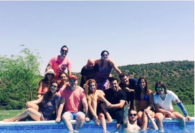 Esta foto de la última quedada de los chicos de «OT1» se ha convertido en viral.