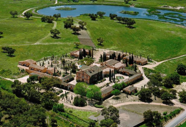 La finca Valdepalacios es un exclusivo hotel que mezcla lujo y naturaleza 