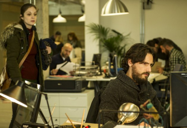 Juan Diego Botto y Meritxell Calvo en una escena de la serie «Pulsaciones».