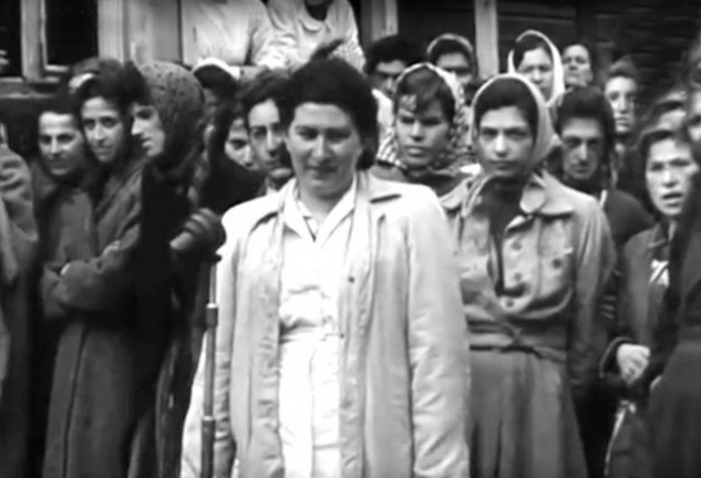 Ada, en una imagen tras la liberación del campo de concentración de Bergen Belsen.