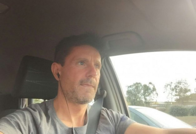 Francisco Gómez Manzanares en una selfie que se hizo conduciendo el vehículo de lujo que tenía.