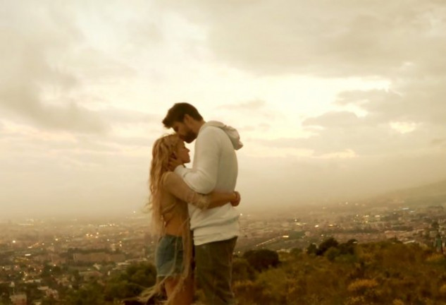 La pareja sigue tan enamorada como el primer día siete años después del flechazo que Shakira narra en su último éxito, «Me enamoré».