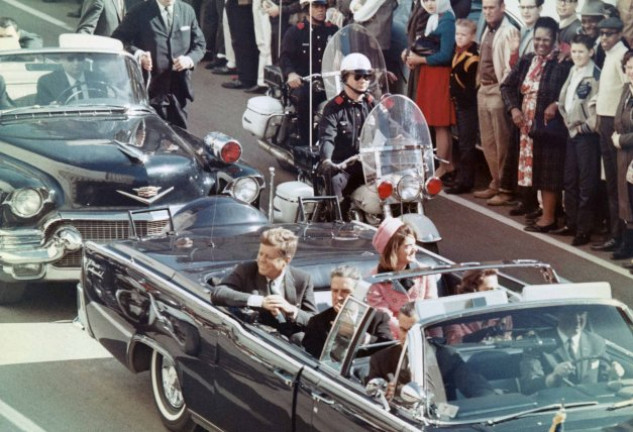 Kennedy fue asesinado el 22 de noviembre de 1963 en Dallas. 