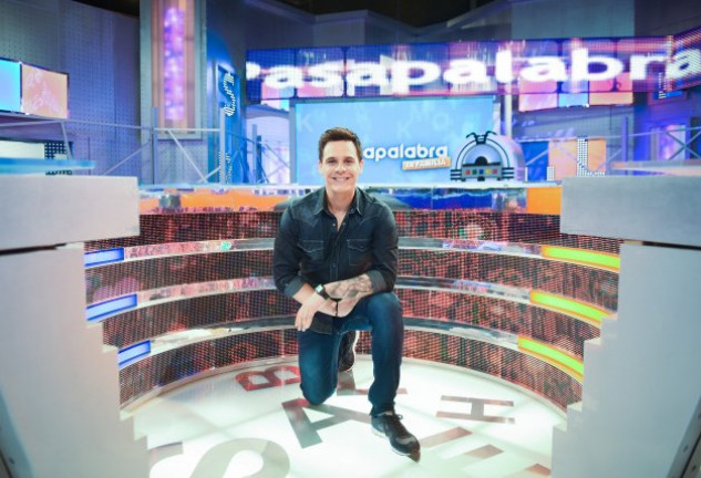 Gálvez en el plató del nuevo programa «Pasapalabra en familia».