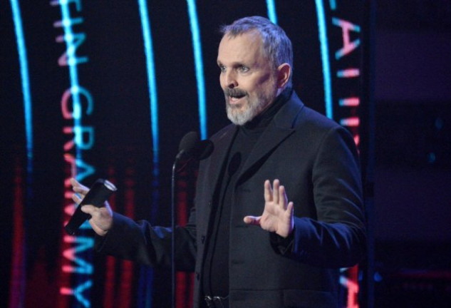 Miguel Bosé en los premios Grammy Latinos.