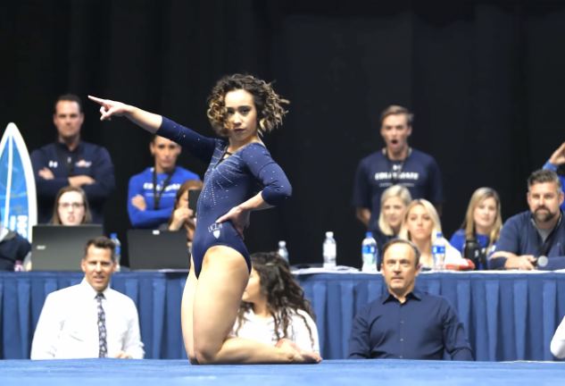 Kately Ohashi, durante el ejercicio de 10.