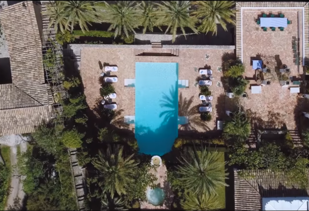 Espectacular vista aérea de la finca, un paraíso que Michael Douglas vende por 28,9 millones de euros.