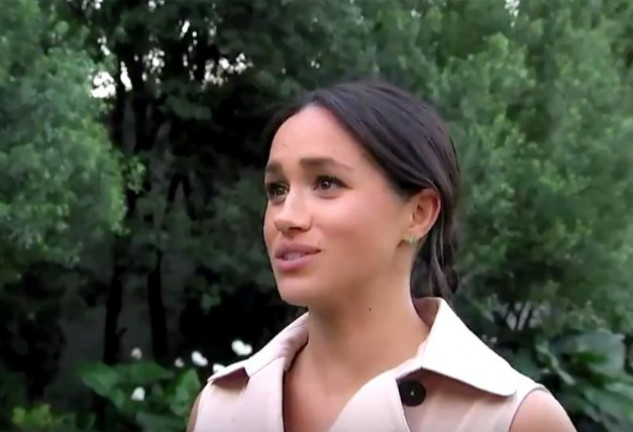 La duquesa durante la entrevista que se incluye en el documental «Harry y Meghan, un viaje africano».