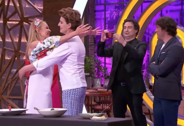 Las dos exparejas de Alessandro Lequio protagonizaron un abrazo histórico en el programa.