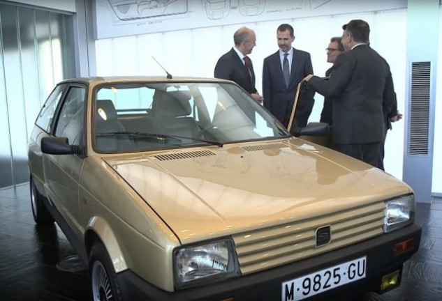 Treinta años después, Felipe se reencontró con el coche que le había regalado su padre por su mayoría de edad y exclamó, emocionado: «¡¡¡Mi coche!!! ¡¡¡Mi coche!!!».