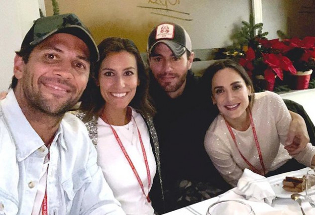Tras el concierto, el cantante cenó con su cuñado Fernando Verdasco y sus hermanas Ana y Tamara.