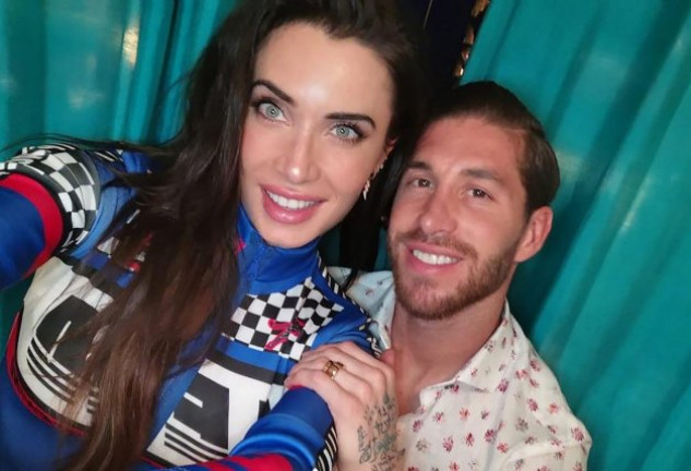 Pilar Rubio y Sergio Ramos comparten un selfi en Instagram.