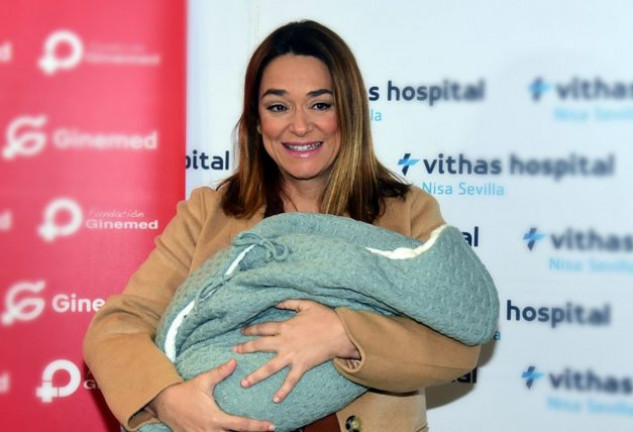 Toñi Moreno y su hija Lola ya están en casa.