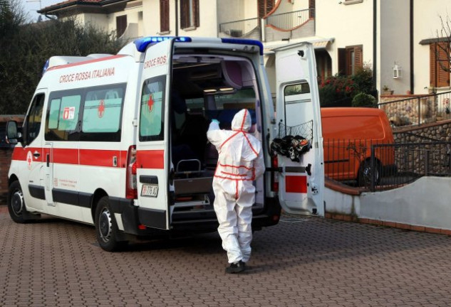 En Italia hay ya 50.000 personas aisladas.