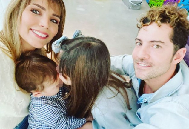 Rosanna Zanetti y David Bisbal con sus hijos, Matteo y Ella (hija de David y Elena Tablada).