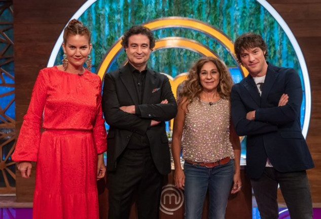 Lolita y Boris Izaguirre visitan Masterchef Celebrity.