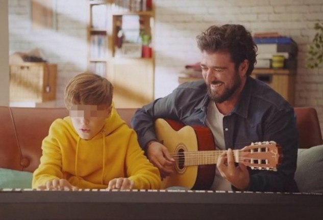 El cantante y su hijo están muy unidos.