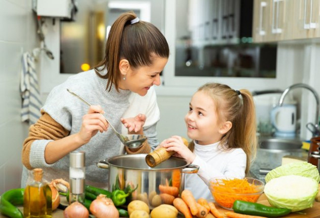 Prepara nuestras recetas para niños en compañía de los tuyos.