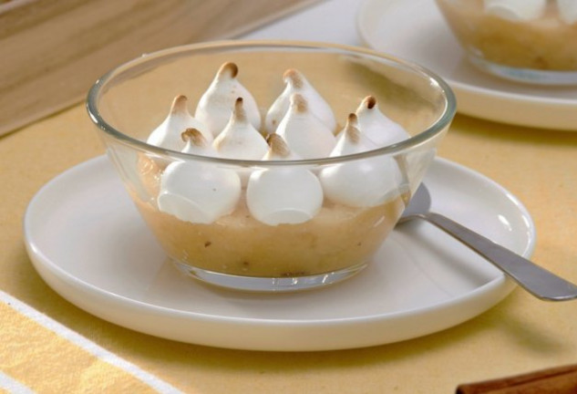 Compota de manzana con merengue