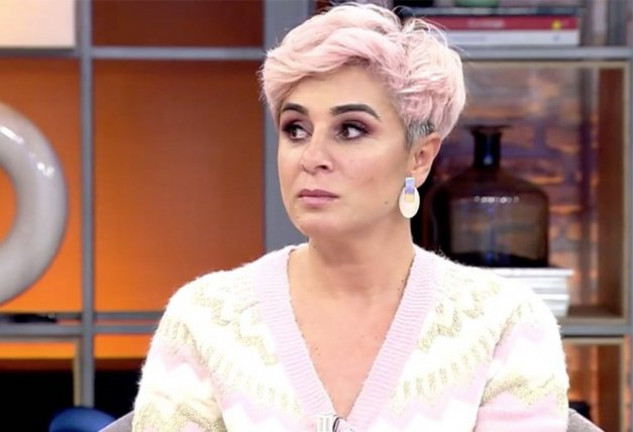 Ana María Aldón ha hablado de sus exparejas en Viva la vida.