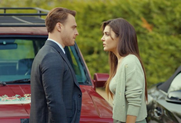 Eda y Serkan no están en su mejor momento en 'Love is in the air'.