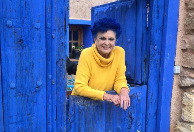 Sale a la venta la 'Casa Azul' de Lucía Bosé, en Brieva.
