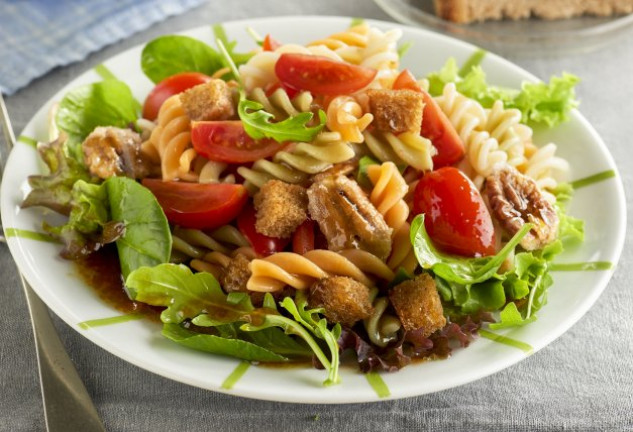 ensalada-de-pasta-con-vinagreta-de-miel