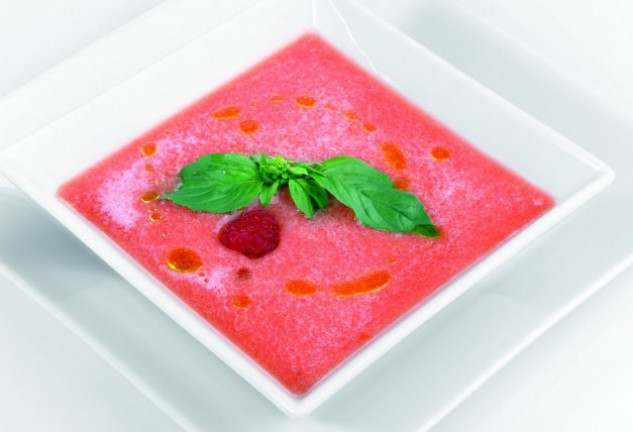 gazpacho-de-frambuesa-melocoto-n-y-tomate