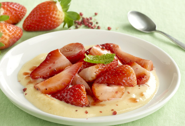 fresas-a-la-plancha-con-crema-inglesa