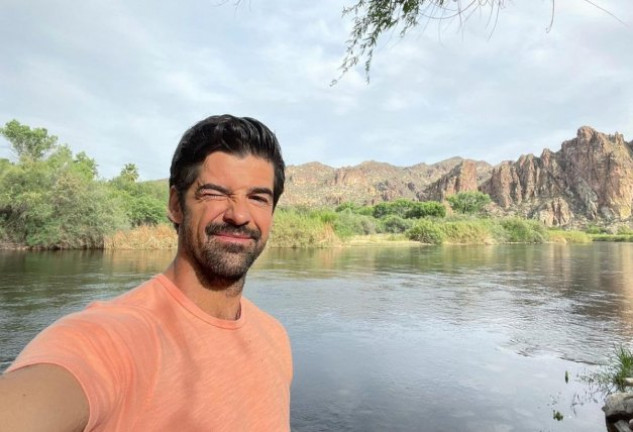 Miguel Ángel Muñoz rodando en Arizona (@miguelamunoz).