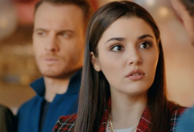 Eda continúa con su boda falsa y Serkan no deja de pensar en ella en 'Love is in the air'. 