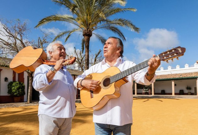 Antonio y Rafael se conocen desde niños y llevan cantando casi 60 años. 