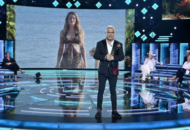 Jorge Javier Vázquez presenta una nueva gala de Supervivientes.