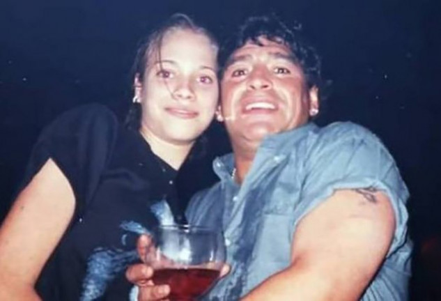 Diego Armando Maradona con Mavys cuando estaban juntos. 