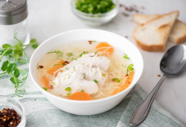 ¡Atrévete a cocinar un caldo casero con los mejores trucos!