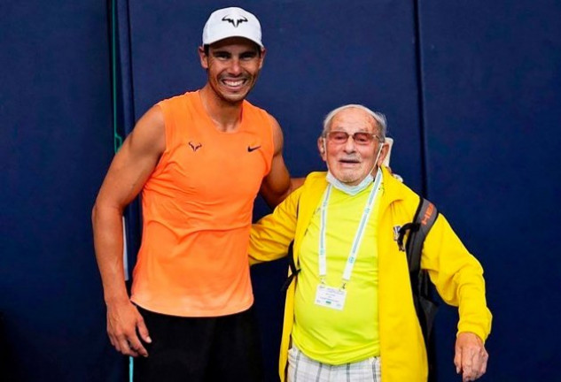 Rafa Nadal junto a Leonid Stanislavskyi, con quien vivió una jornada entrañable. 