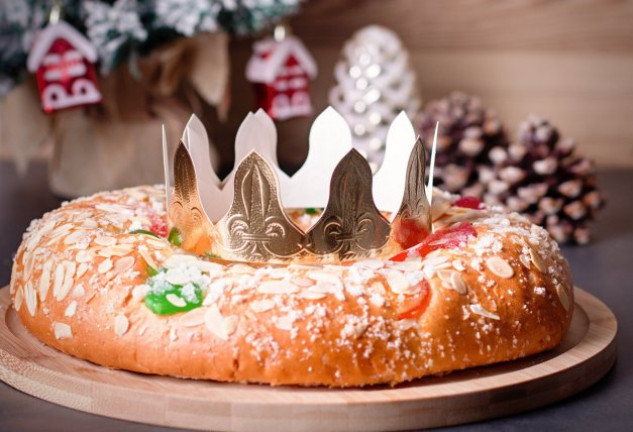 Aprende aquí los mejores trucos para cocinar el mejor Roscón de Reyes.