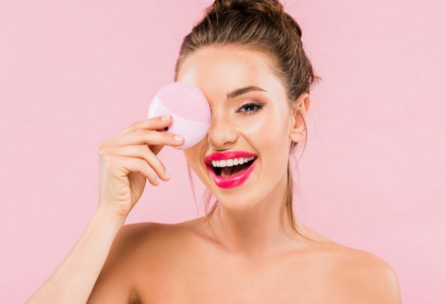 Doble limpieza facial: todo lo que tienes que saber - Belleza Activa